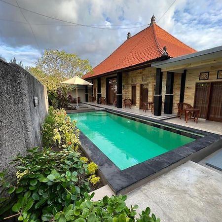 Nari Homestay Canggu Exterior foto